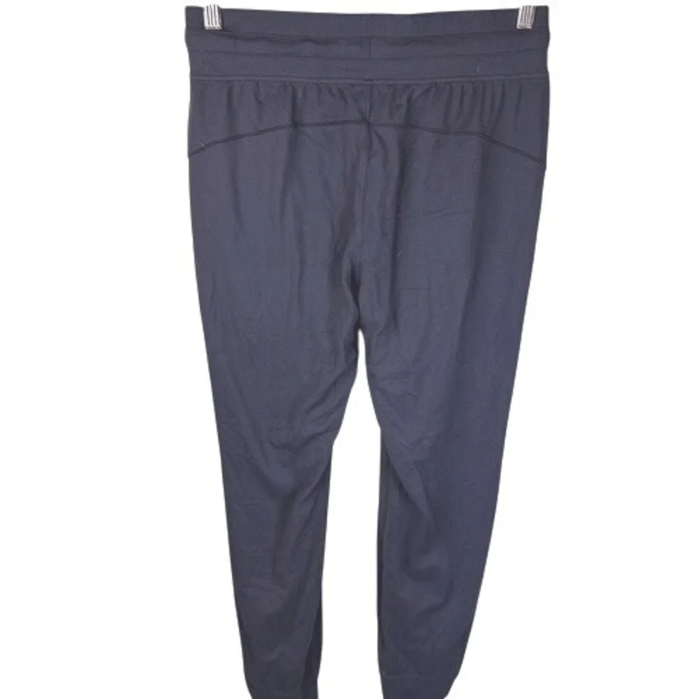 Lululemon On the Fly Jogger Size 8 Womens Black‎ 29